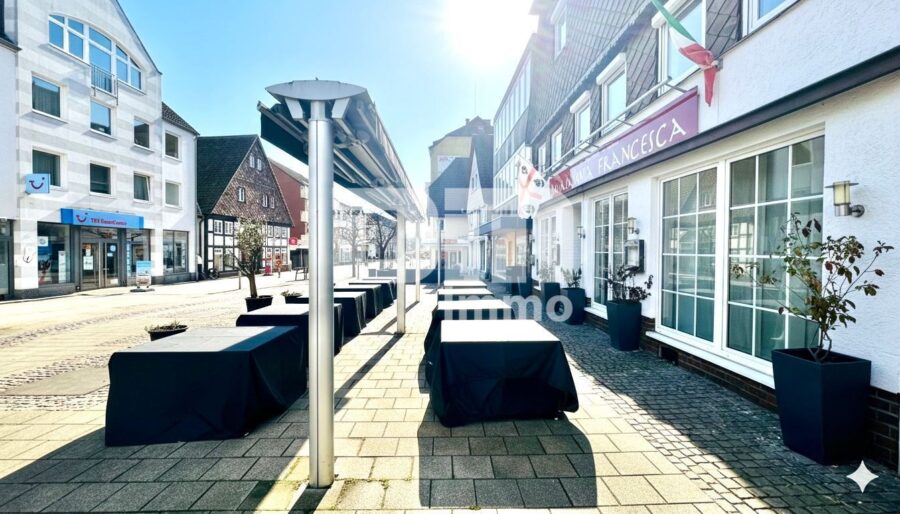 Wohn Gewerbe Ensemble mit 6 neuwertigen Apartments + Restaurant in Traumlage - Aussenbereich Restaurant